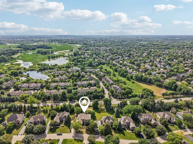 $849,900 | 641 Mason Lane, Lake In The Hills, IL 60156