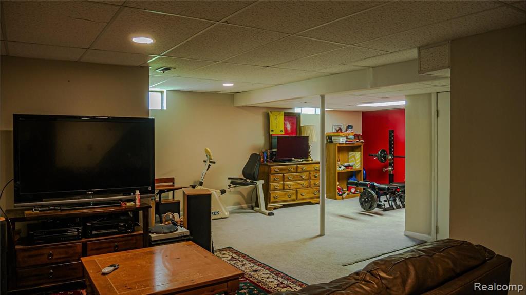 606 Whitney Drive Rochester, MI 48307 - Photo 15 of 24