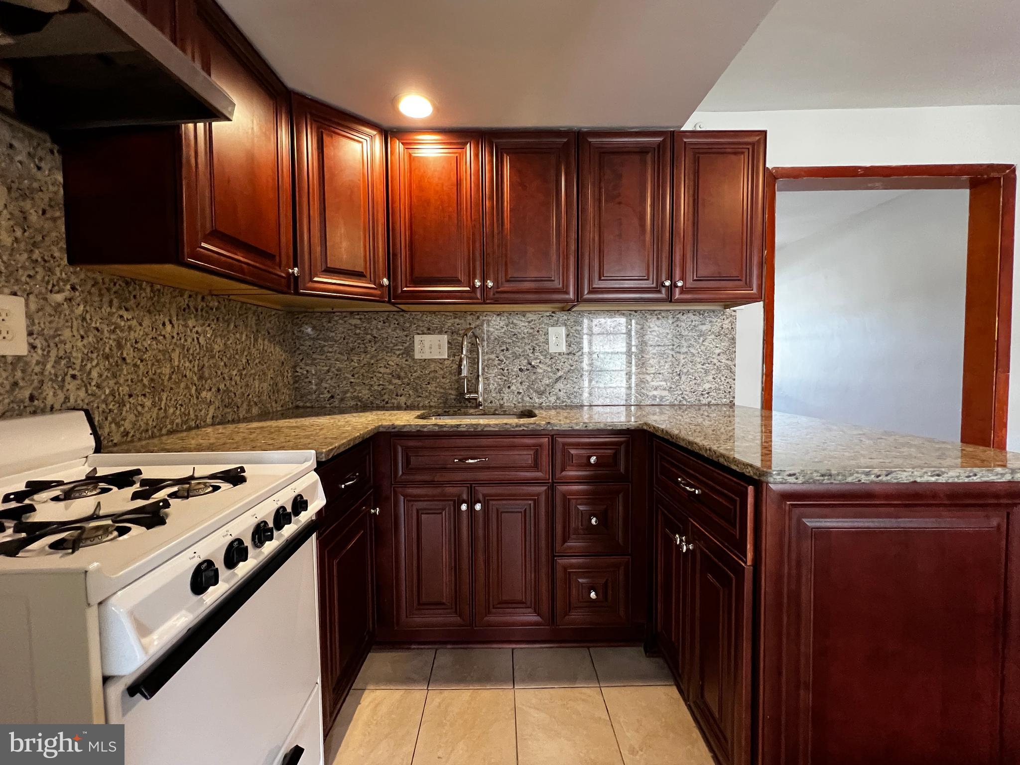 1171 Summit Street Northeast Washington, DC 20002 - Photo 9 of 26