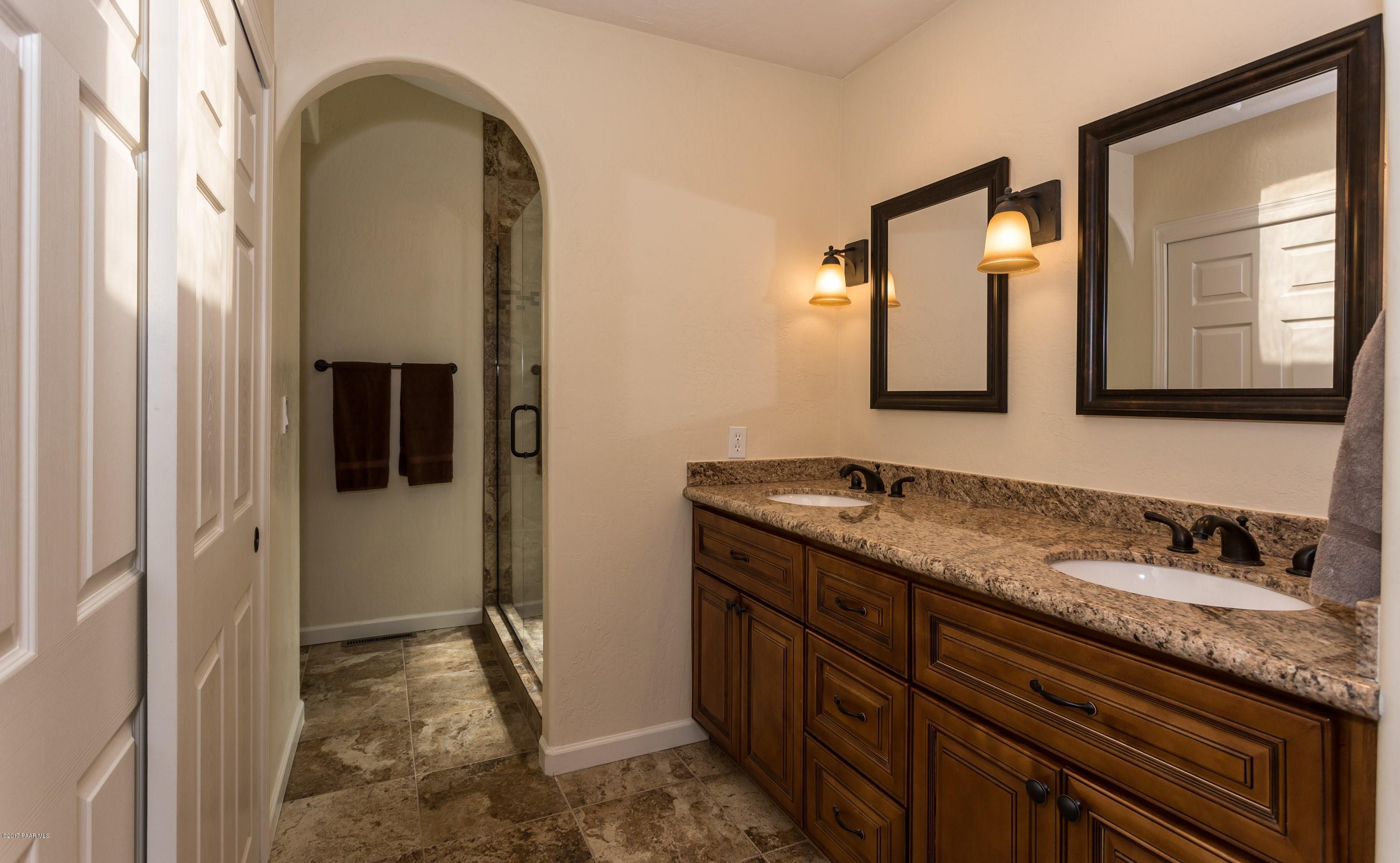 1181 Tanglewood Road Prescott, AZ 86303 - Photo 11 of 21 011_Master Bath (1)