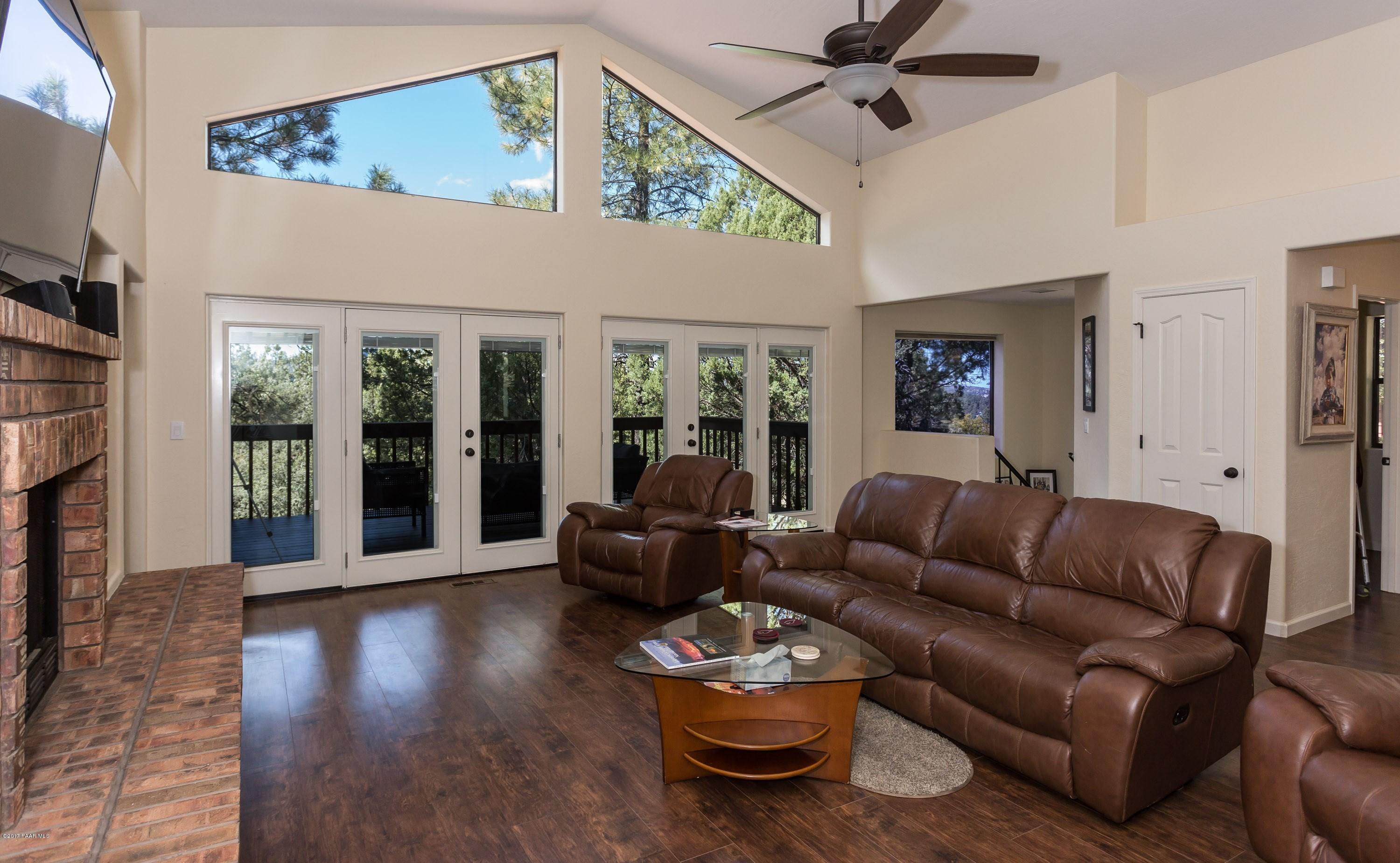 1181 Tanglewood Road Prescott, AZ 86303 - Photo 4 of 21 004_Great Room