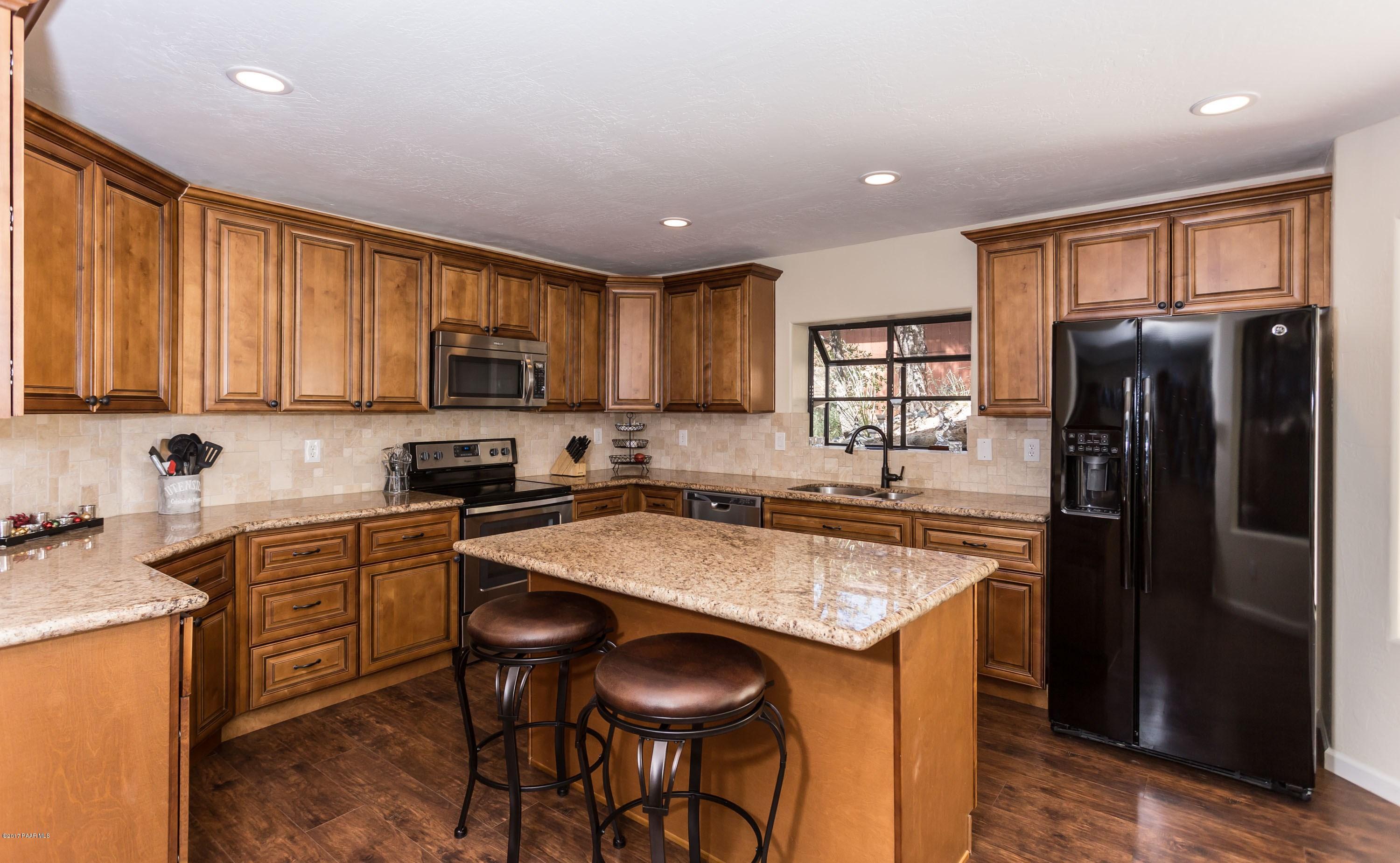 1181 Tanglewood Road Prescott, AZ 86303 - Photo 6 of 21 006_Kitchen (1)