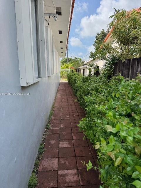 174 East 15th Street Hialeah, FL 33010 - Photo 6 of 29