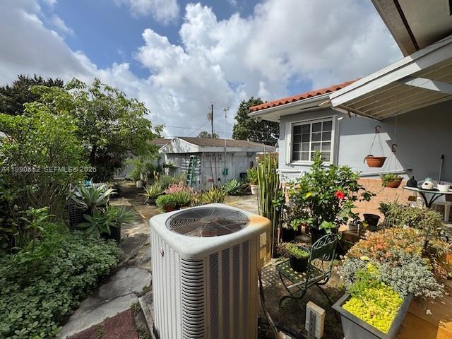 174 East 15th Street Hialeah, FL 33010 - Photo 7 of 29