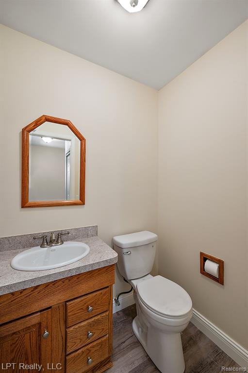 418 Willow Grove Lane Rochester Hills, MI 48307 - Photo 23 of 42