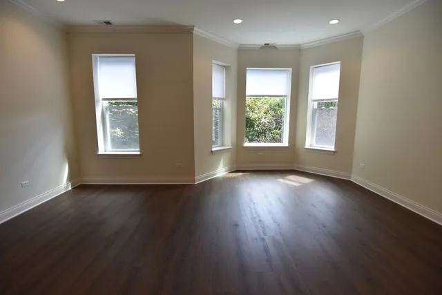 $4,100 | 3538 North Fremont Street, Unit 1, Chicago, IL 60657