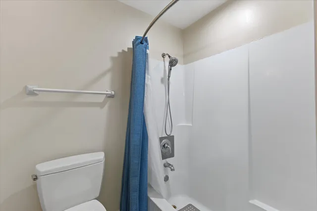 $195,000 | 5175 South Root River Parkway, Unit 6, Greenfield, WI 53228