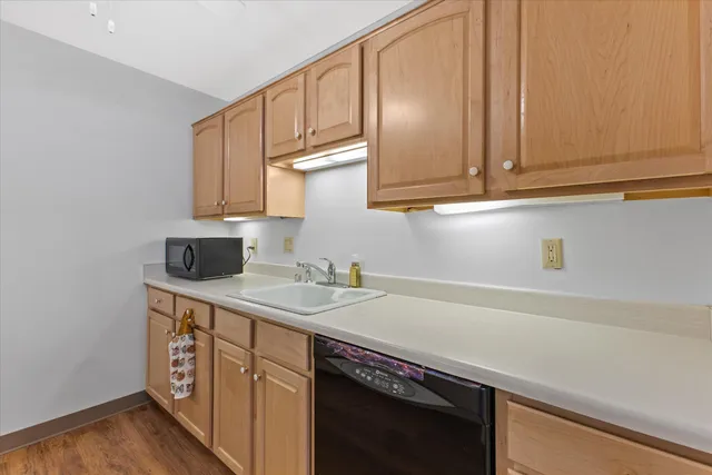 $195,000 | 5175 South Root River Parkway, Unit 6, Greenfield, WI 53228