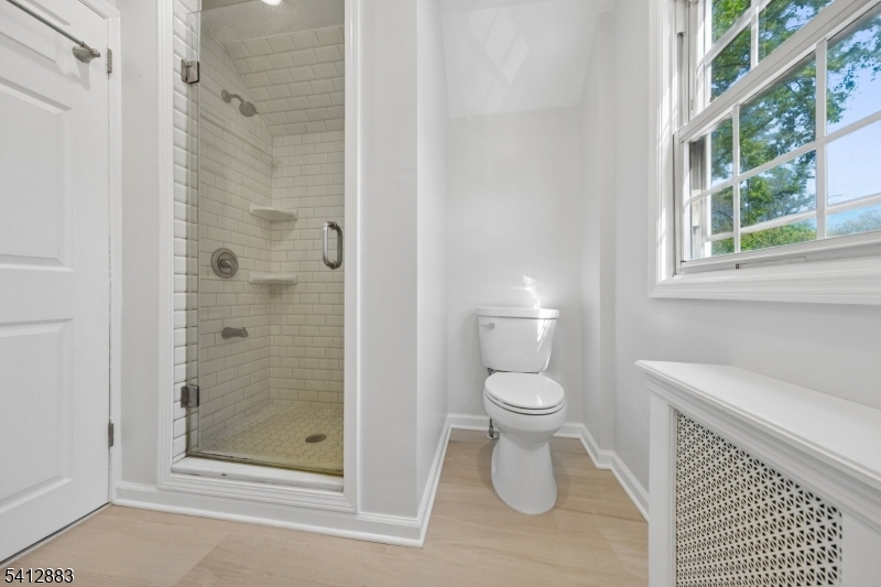 121 Meisel Avenue Springfield, NJ 07081 - Photo 14 of 23