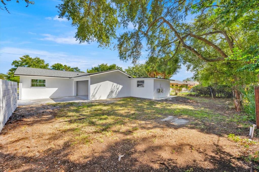2930 Rio Lane Orlando, FL 32805 - Photo 27 of 28 a view of a outdoor space with a house