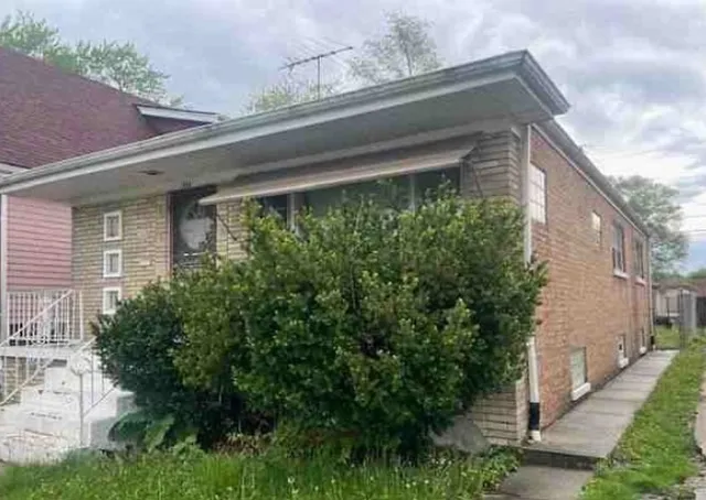 $98,600 | 13833 South Edbrooke Avenue, Riverdale, IL 60827