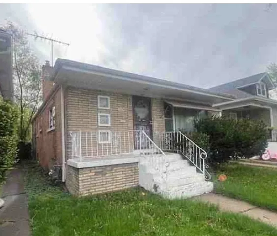 $98,600 | 13833 South Edbrooke Avenue, Riverdale, IL 60827