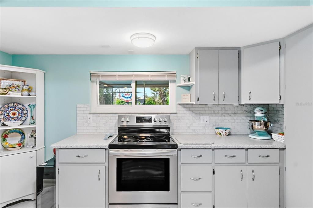 3180 Indra Road Venice, FL 34293 - Photo 15 of 56