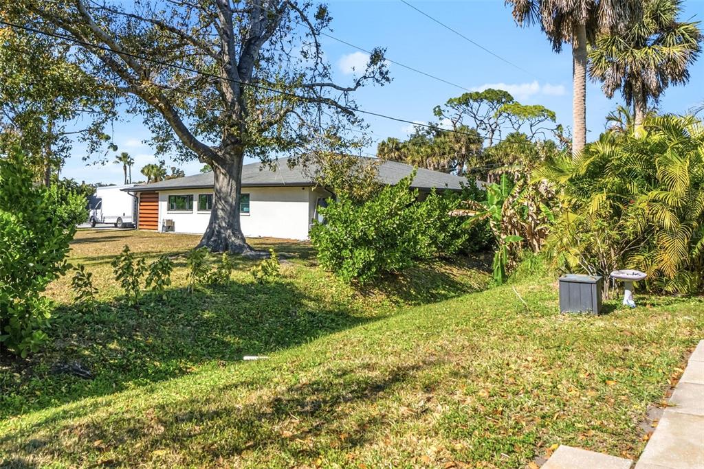 3180 Indra Road Venice, FL 34293 - Photo 50 of 56