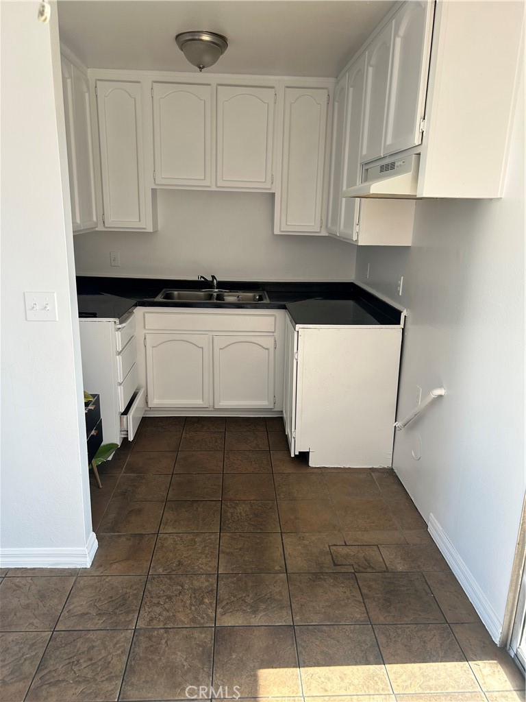 7303 Exeter Street, Unit 212 Paramount, CA 90723 - Photo 12 of 12