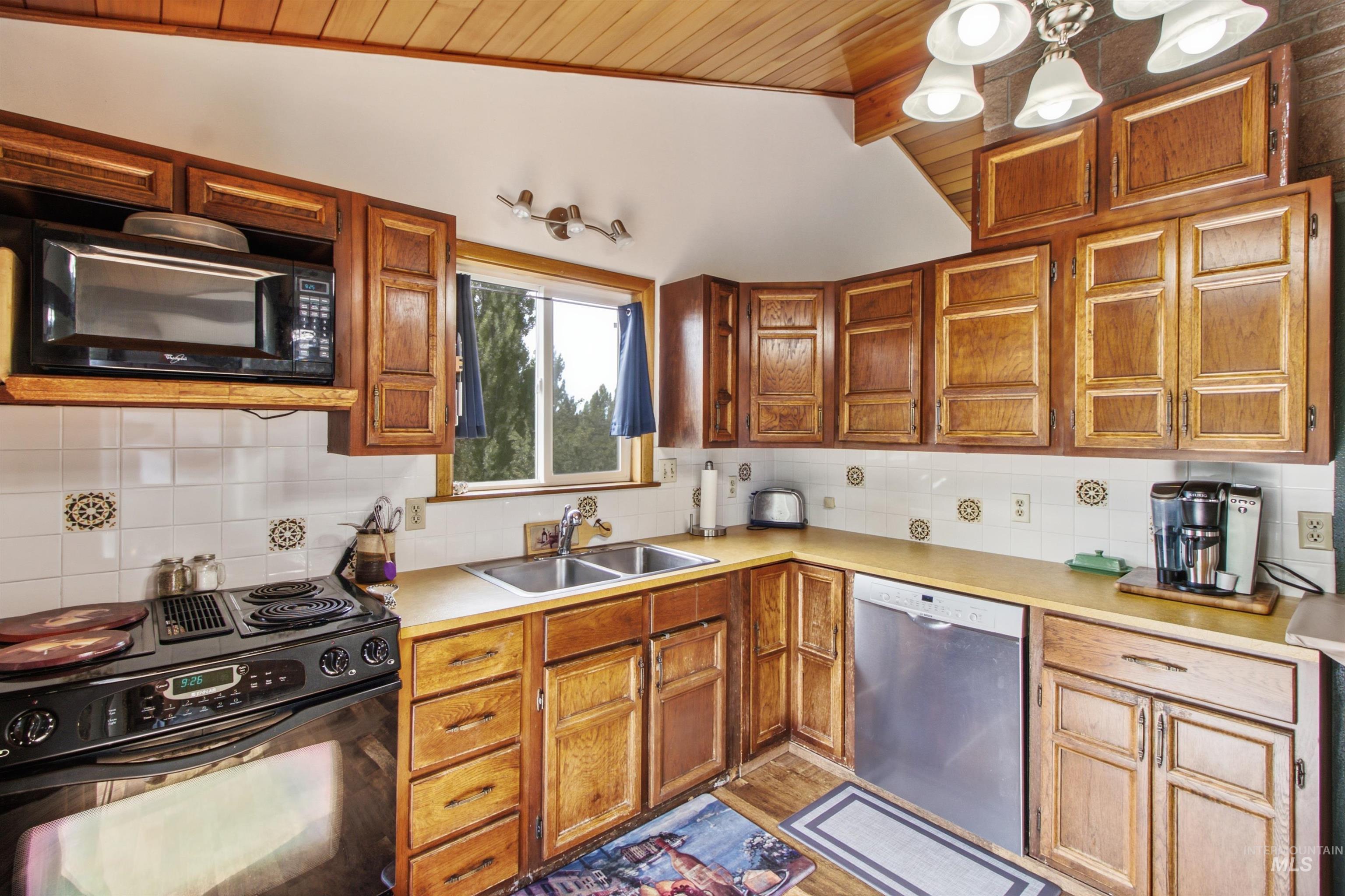 1426 View Street Moscow, ID 83843 - Photo 13 of 47