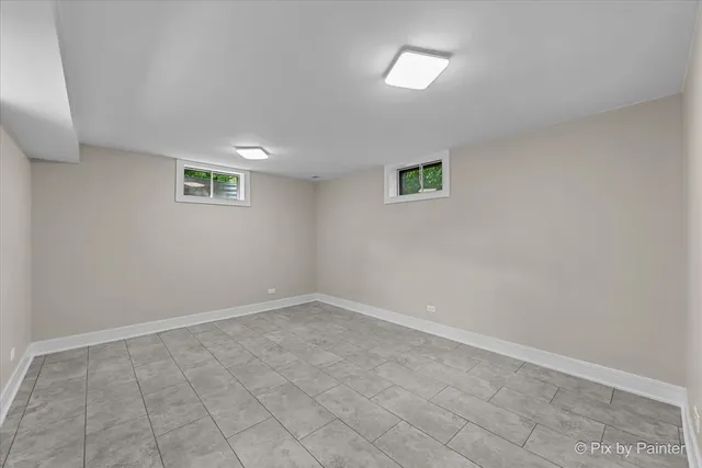 $319,000 | 14 Lakewood Drive, Oakwood Hills, IL 60013