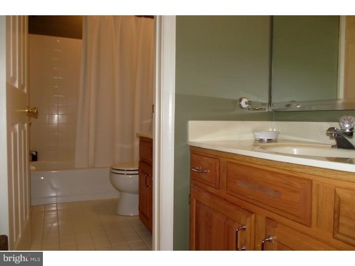1 Quail Ridge Court Medford, NJ 08055 - Photo 21 of 24 Bathroom