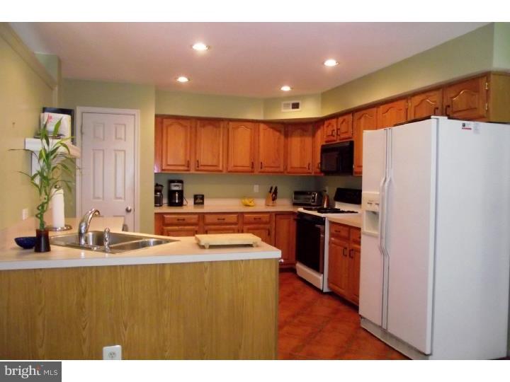 1 Quail Ridge Court Medford, NJ 08055 - Photo 7 of 24 Kitchen