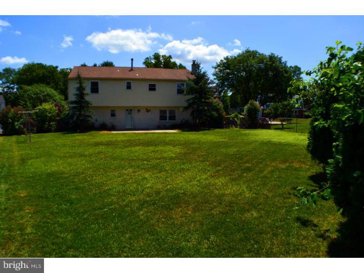 76 Dawn Road Levittown, PA 19056 - Photo 23 of 25 Back Yard
