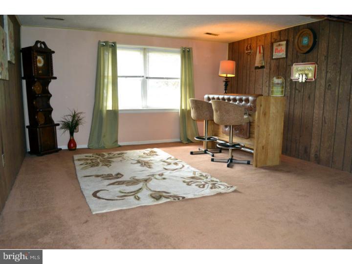 76 Dawn Road Levittown, PA 19056 - Photo 10 of 25 Office / Study