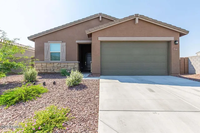 $2,250 | 4071 East Giara Street, San Tan Valley, AZ 85140