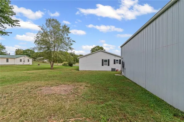 $265,000 | 510 West Samuel Street, Hamilton, MO 64644