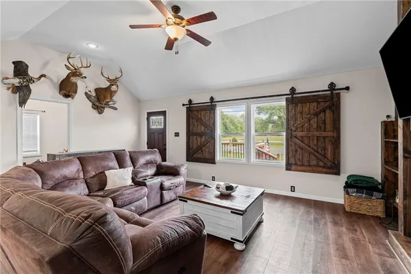 $265,000 | 510 West Samuel Street, Hamilton, MO 64644