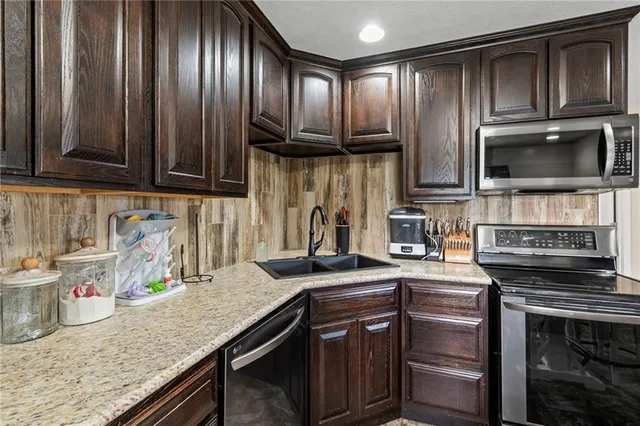 $265,000 | 510 West Samuel Street, Hamilton, MO 64644