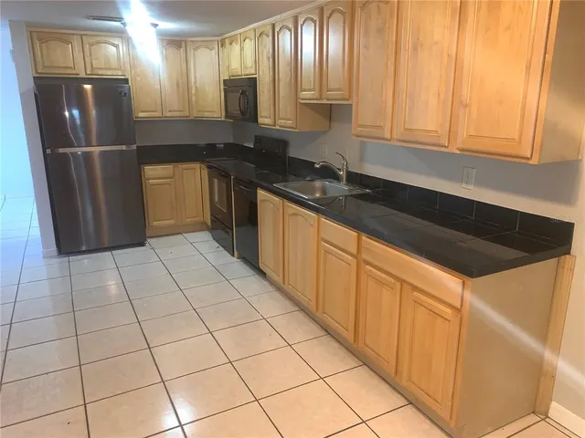 $2,298 | 10202 Bonnie Bay Court, Tampa, FL 33615