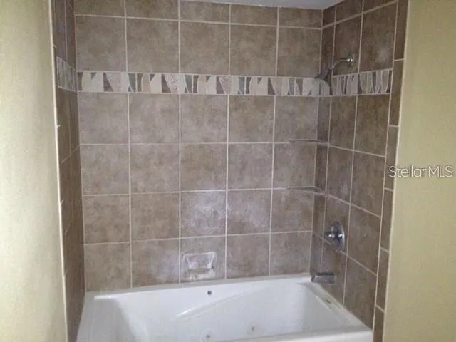 $2,298 | 10202 Bonnie Bay Court, Tampa, FL 33615