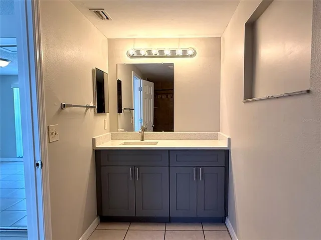 $2,298 | 10202 Bonnie Bay Court, Tampa, FL 33615