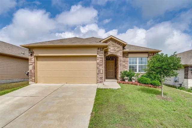 $1,950 | 6316 Diamondleaf Bend, Austin, TX 78724