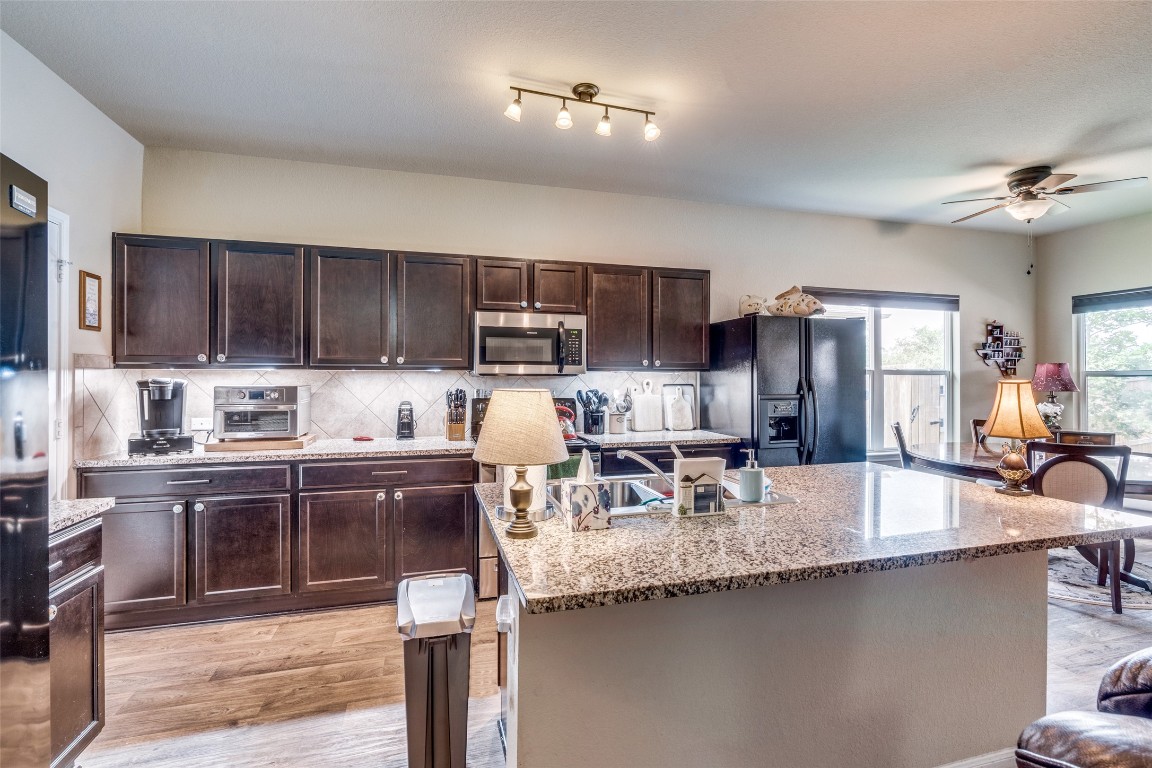 6316 Diamondleaf Bend Austin, TX 78724 - Photo 12 of 25