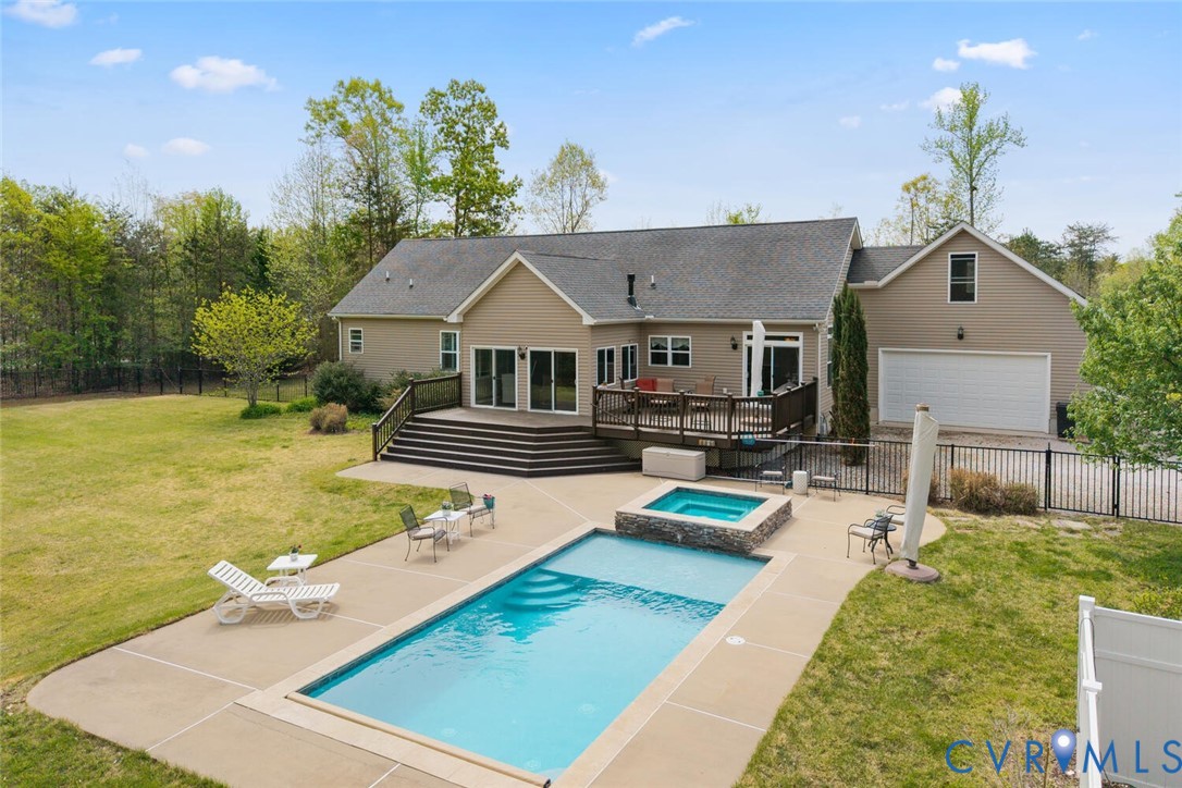1875 Abbeyfield Road Maidens, VA 23102 - Photo 7 of 82 Back loading garage, Large deck, Pool and Hot Tub