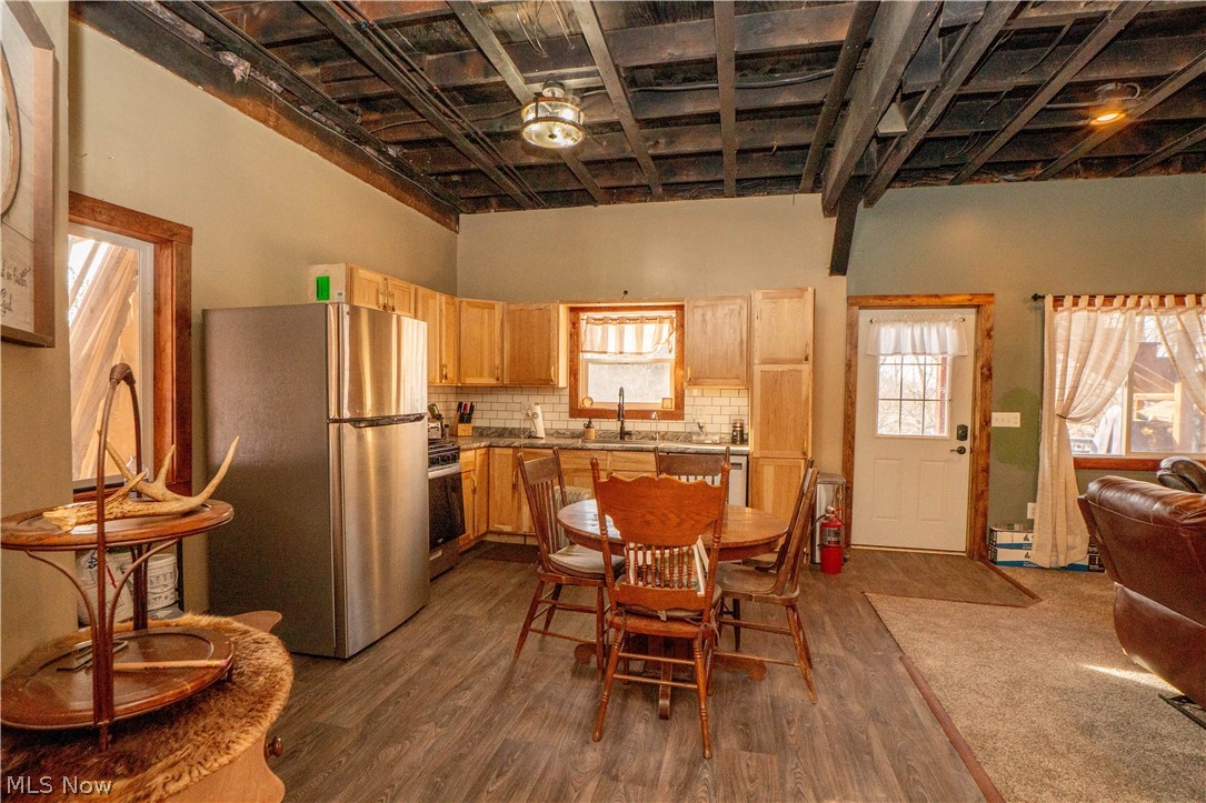 8178 Navarre Road Southwest Massillon, OH 44646 - Photo 6 of 40