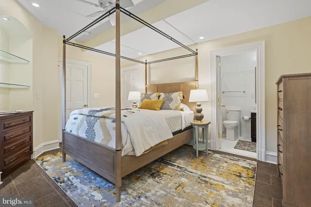 $4,999 | 1819 10th Street Northwest, Unit A, Washington, DC 20001