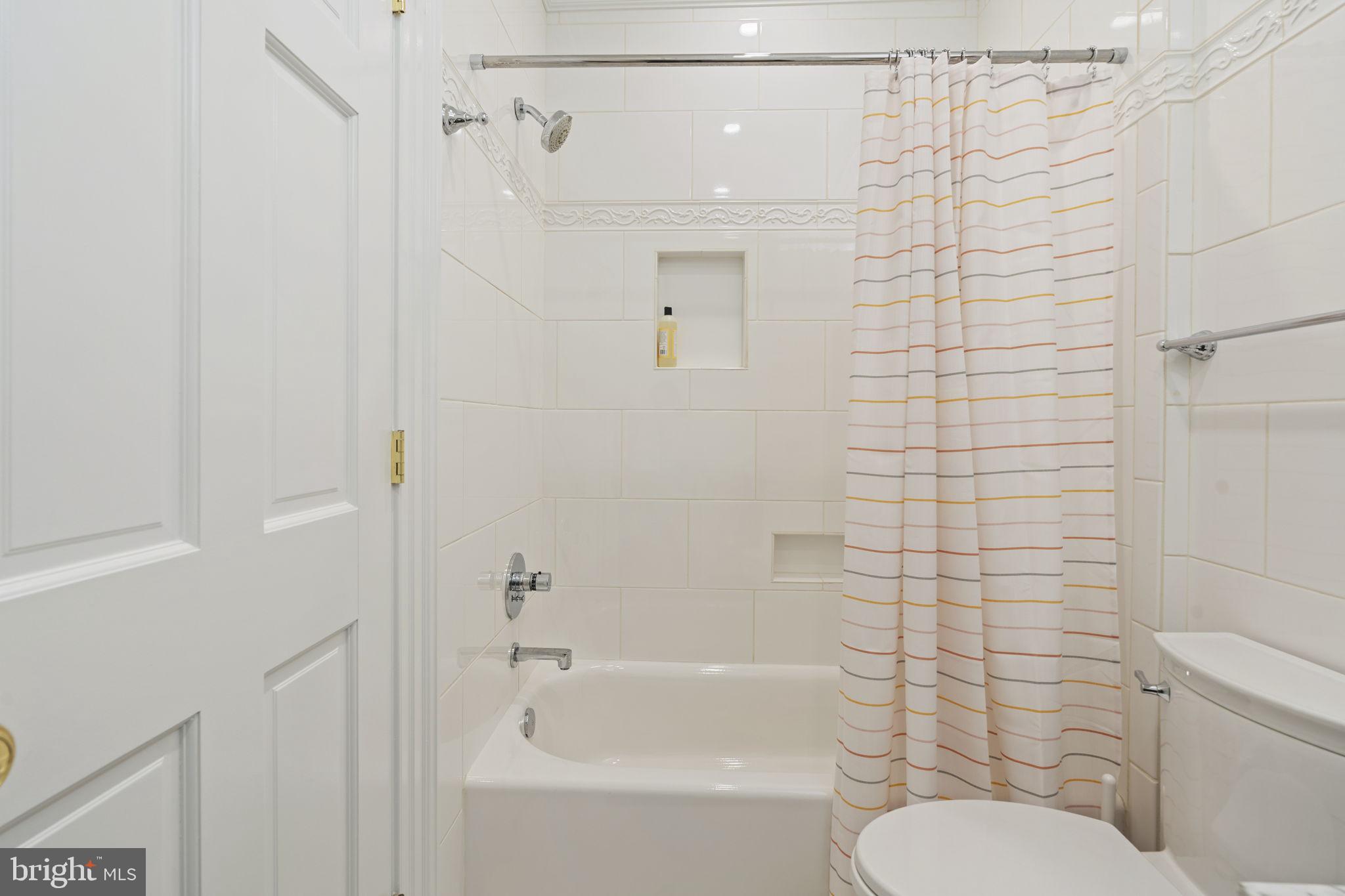 1819 10th Street Northwest, Unit A Washington, DC 20001 - Photo 20 of 35