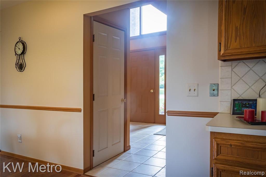 48429 Tilch Road Macomb, MI 48044 - Photo 12 of 34