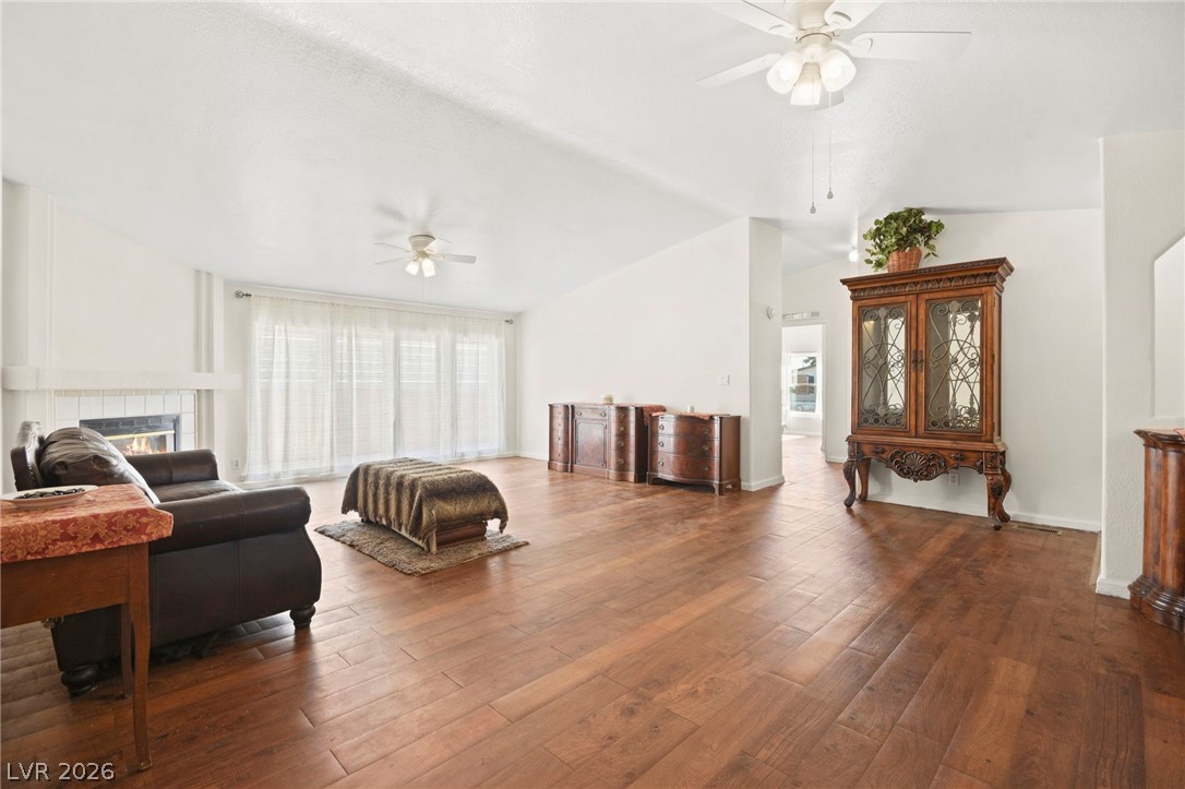 274 Aztec Lane Henderson, NV 89015 - Photo 13 of 59