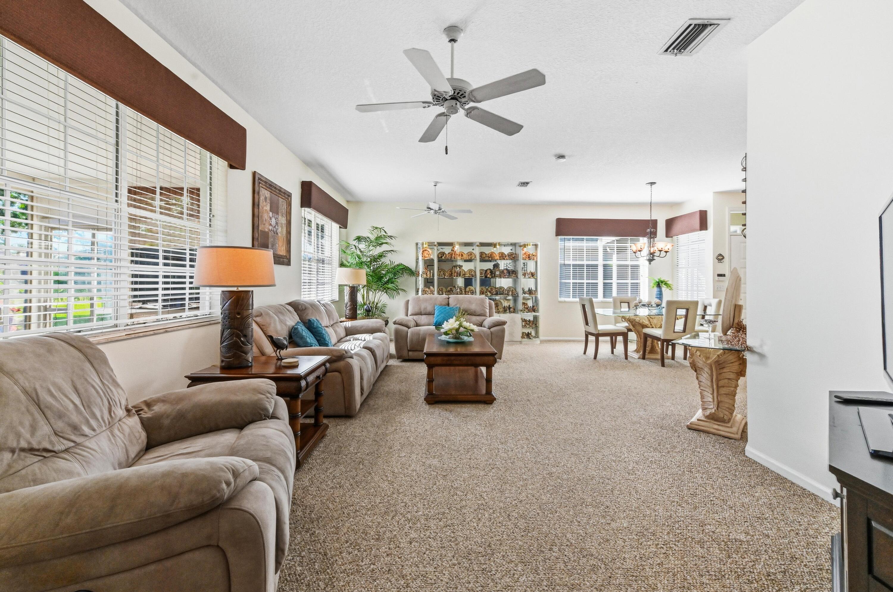 7724 Mansfield Hollow Road Delray Beach, FL 33446 - Photo 13 of 35 Living Room