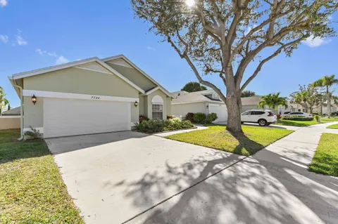$425,000 | 7724 Mansfield Hollow Road, Delray Beach, FL 33446
