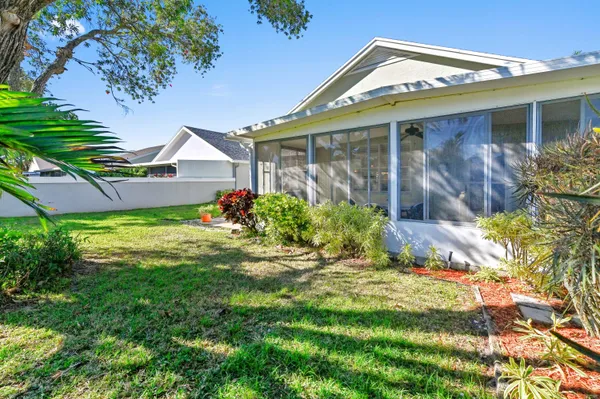 $425,000 | 7724 Mansfield Hollow Road, Delray Beach, FL 33446