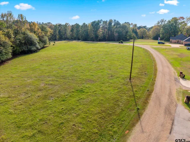a view of an ocean and a mountain view