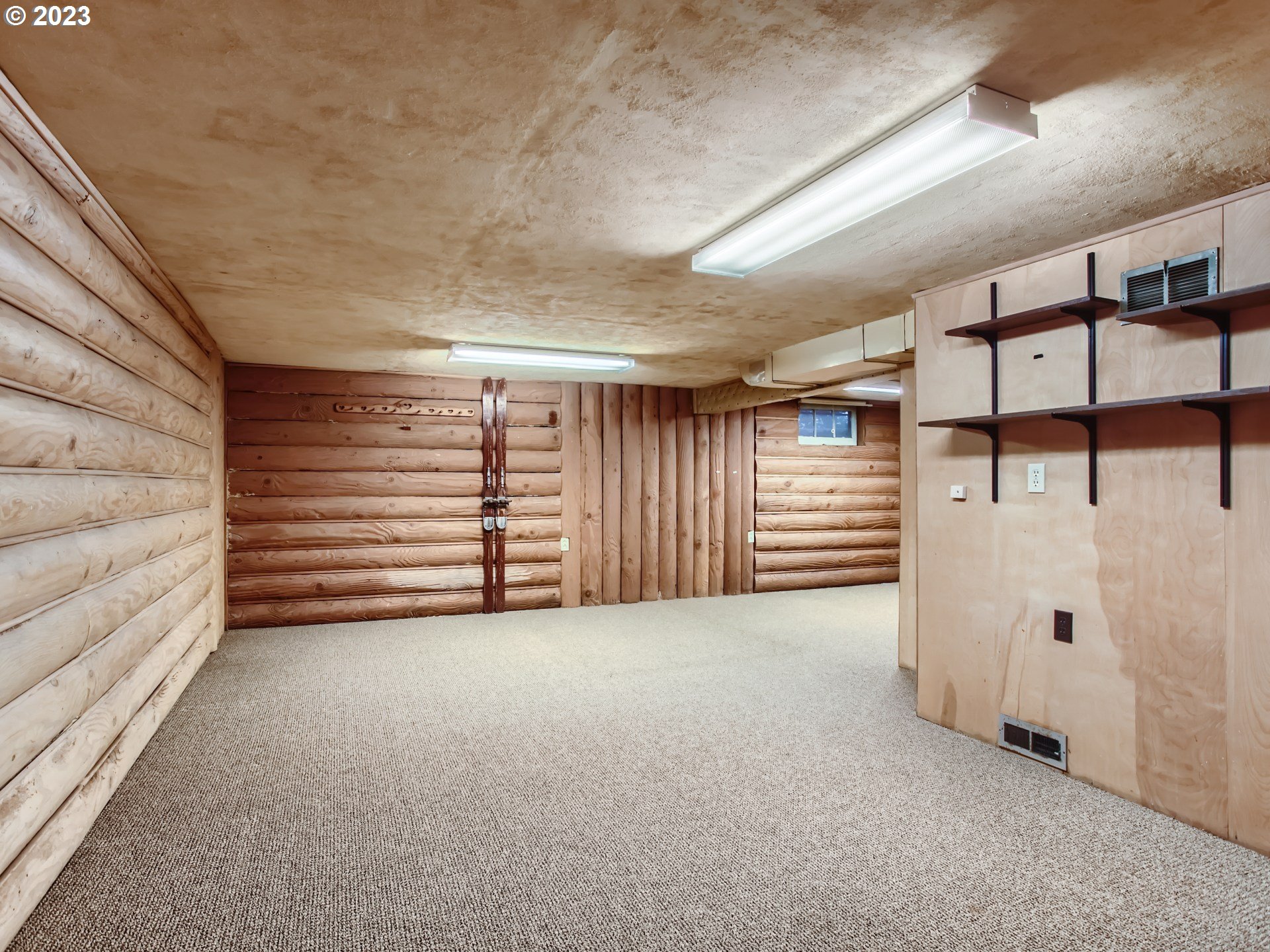 2715 Southwest Taylors Ferry Road Portland, OR 97219 - Photo 23 of 30 Gallery Image 23
