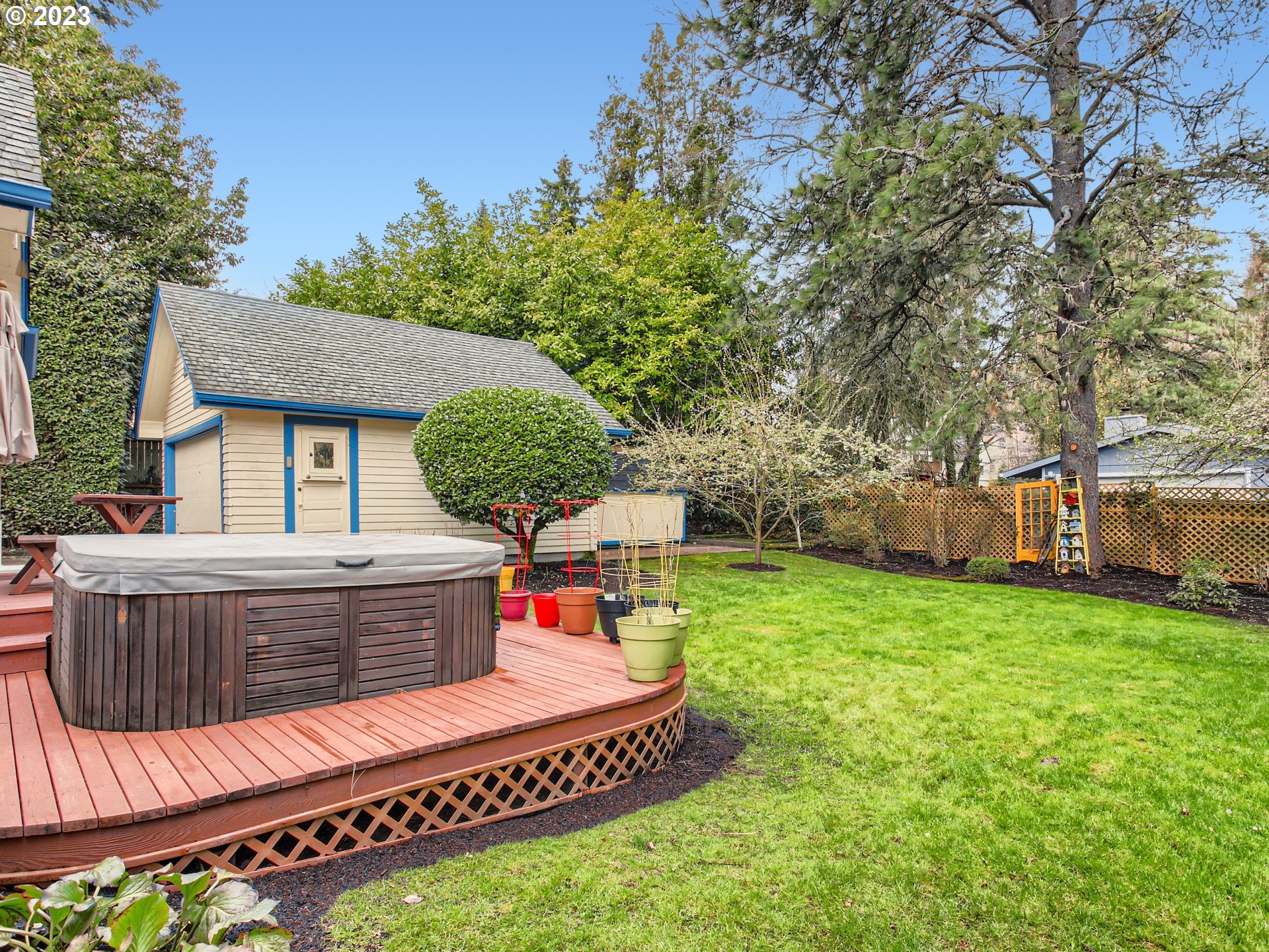 2715 Southwest Taylors Ferry Road Portland, OR 97219 - Photo 27 of 30 Gallery Image 27