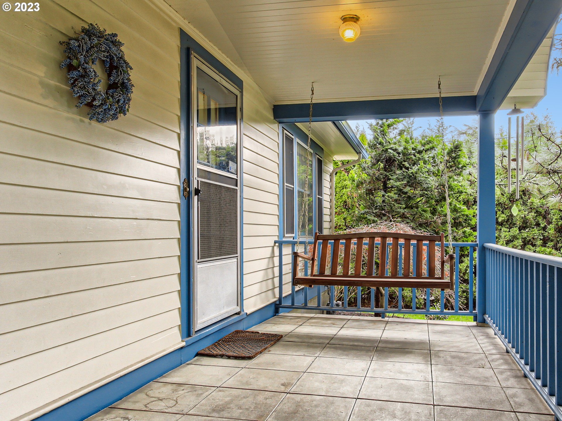 2715 Southwest Taylors Ferry Road Portland, OR 97219 - Photo 3 of 30 Gallery Image 3