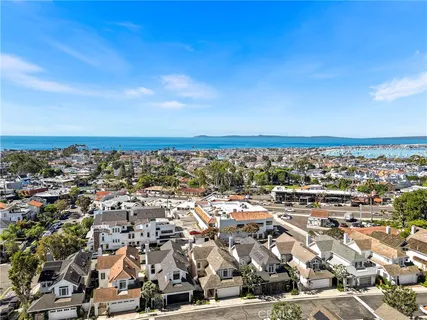 $3,395,000 | 2661 Point Del Mar, Corona del Mar, CA 92625