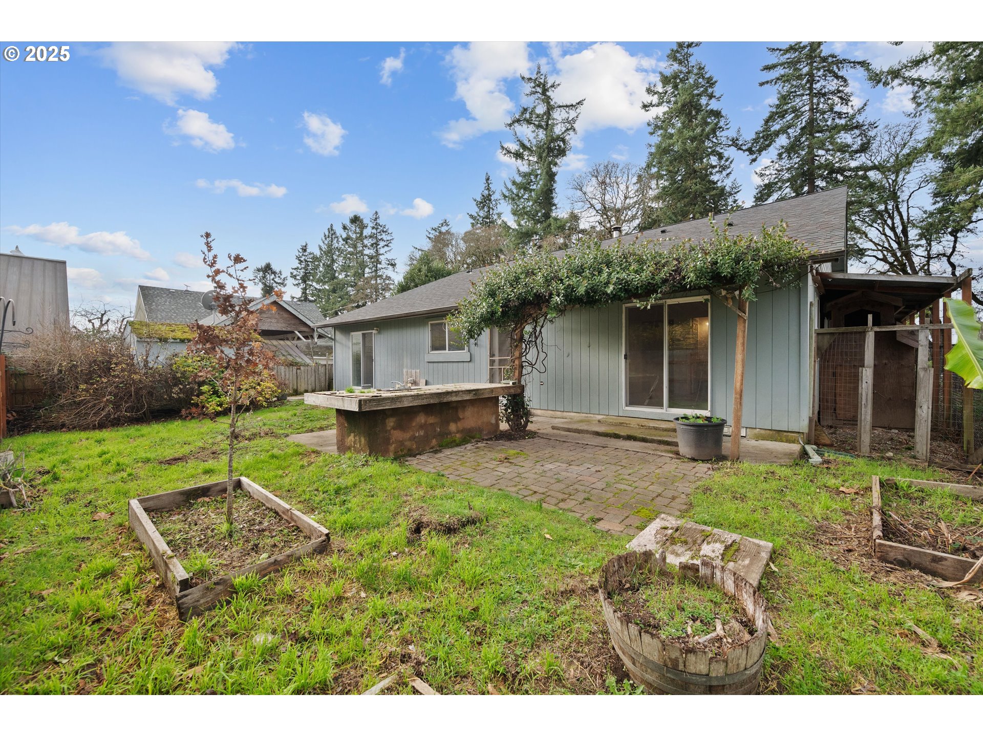 9620 Wells Landing Road Independence, OR 97351 - Photo 21 of 22 a house view with a garden space