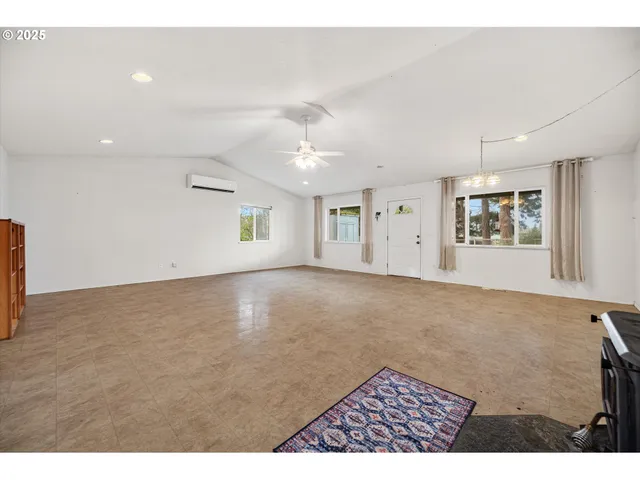 $360,000 | 9620 Wells Landing Road, Independence, OR 97351